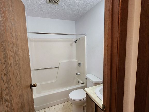 5th image of 522 Sadie St #7