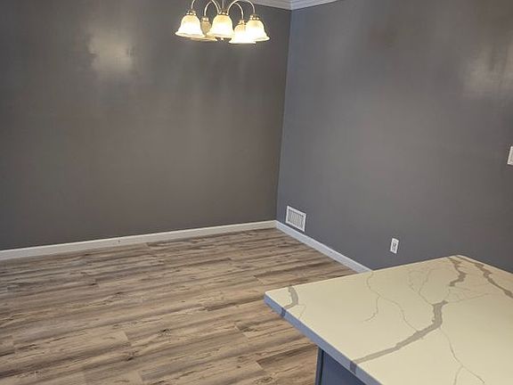 5th image of 44 Paerdegat 13th St Floor 1