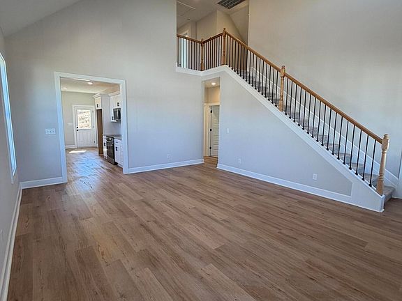 4th image of 106 Bennett St Street