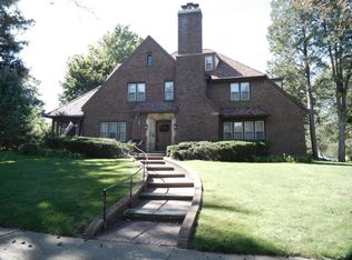 2029 Potomac Dr, Toledo, OH 43607