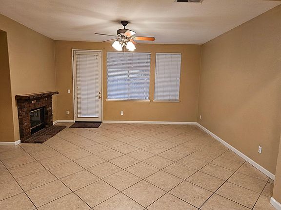 4th image of 26601 Brickenridge Cir