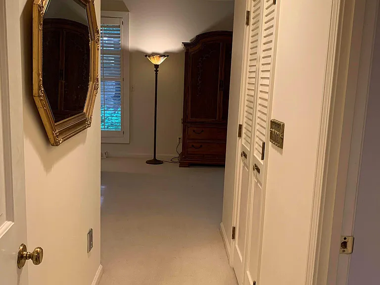 208 Tanglewood Dr — Photo 7
