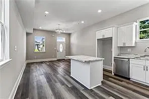 3 bed, 1231 sqft, $2,500 — Photo 3