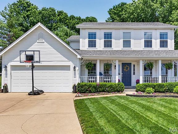 2nd image of 172 Rockwood Place Ct