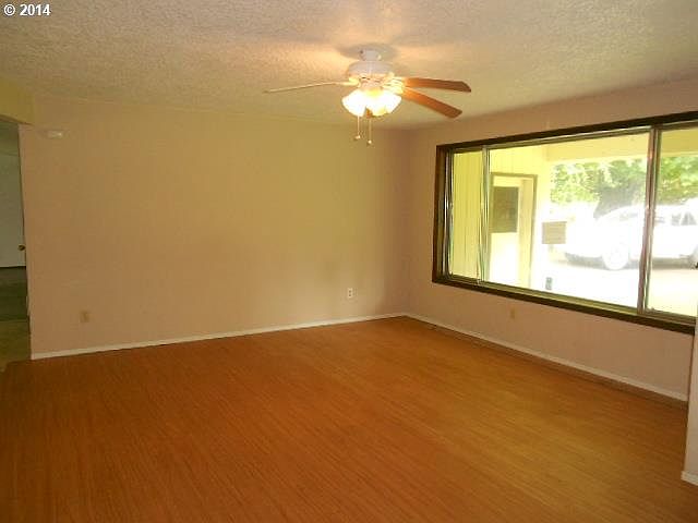 1st image of 9312 NE 212th Ave