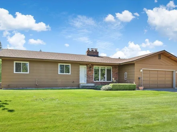 308 E Lenhard Dr, Deer Park, WA 99006