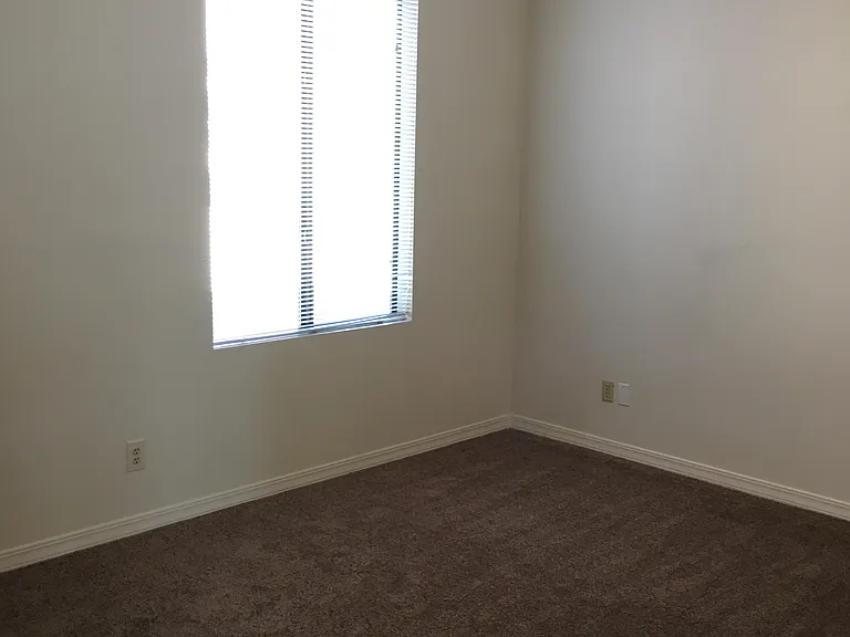 4249 Sabana Loop SE #B — Photo 7