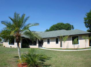 3333 Country Lake Dr, Sebring, FL 33876