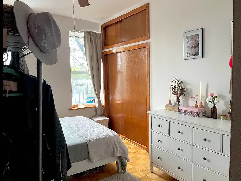 751 Manhattan Ave #2R — Photo 5