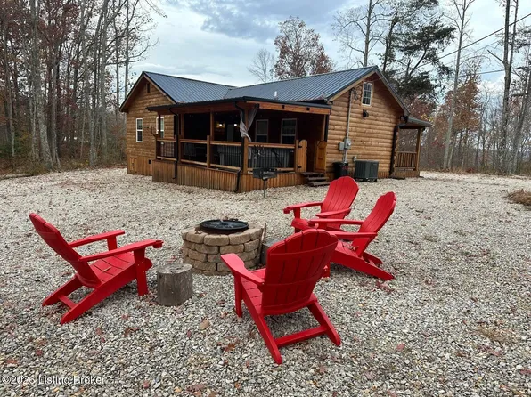3411 Amos Ridge Rd, Frenchburg, KY 40322