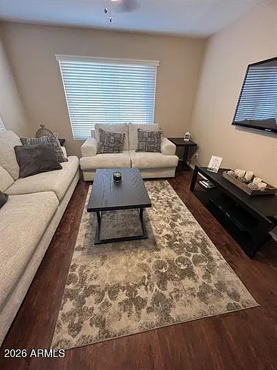 4 bed, 2.5 bath, 1975 sqft, $2,700 — Photo 3