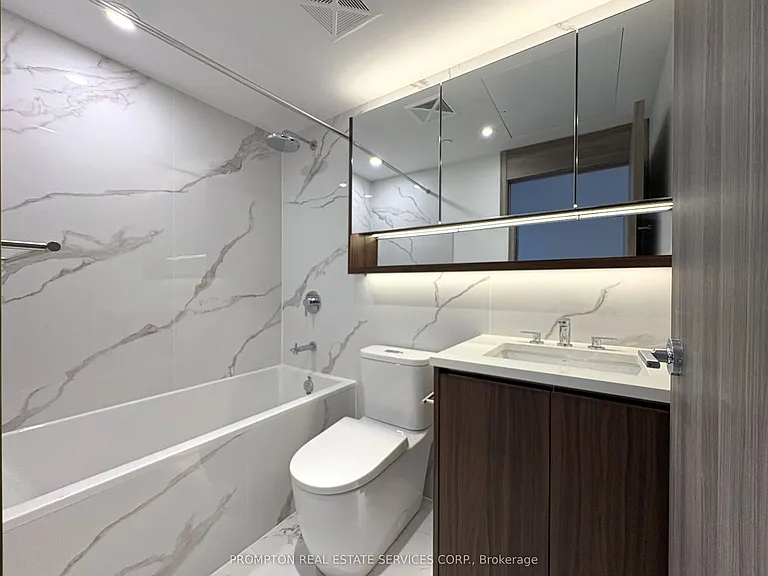 18 Esther Shiner Blvd #1816 — Photo 21