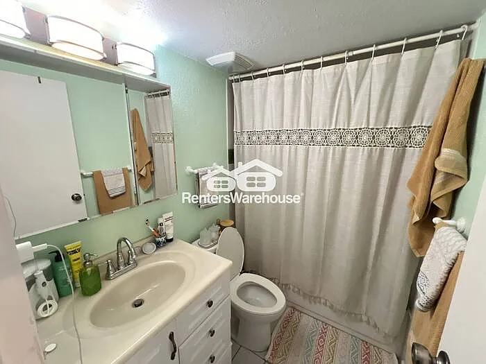 555 E 10th Ave #215 — Photo 8