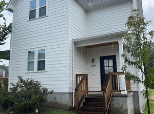 890 S One Mile Rd, Fayetteville, AR 72704
