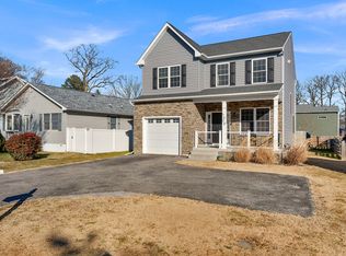 7620 N Point Rd, Edgemere, MD 21219