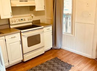 210 N 1st St APT C, Crisfield, MD