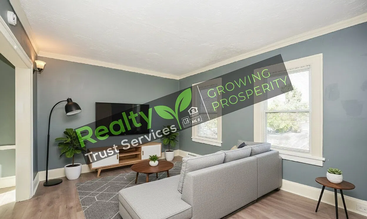 2174 West 103rd Street Unit 4 Cleveland OH 44102 - 2174 W 103 St. Cleveland, Oh. 44102 — Photo 2
