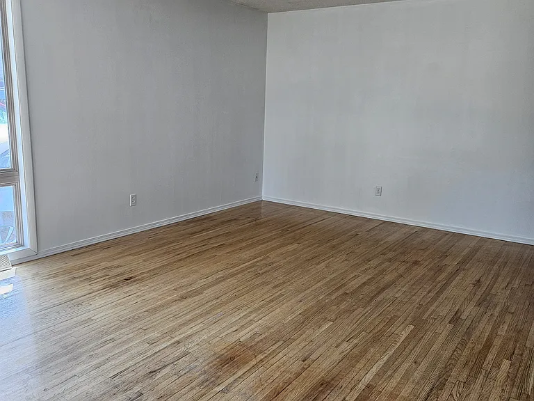 4032 Ella Ave #1 — Photo 11