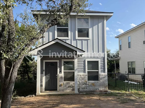 318 Shady Bluff Dr, Wimberley, TX 78676