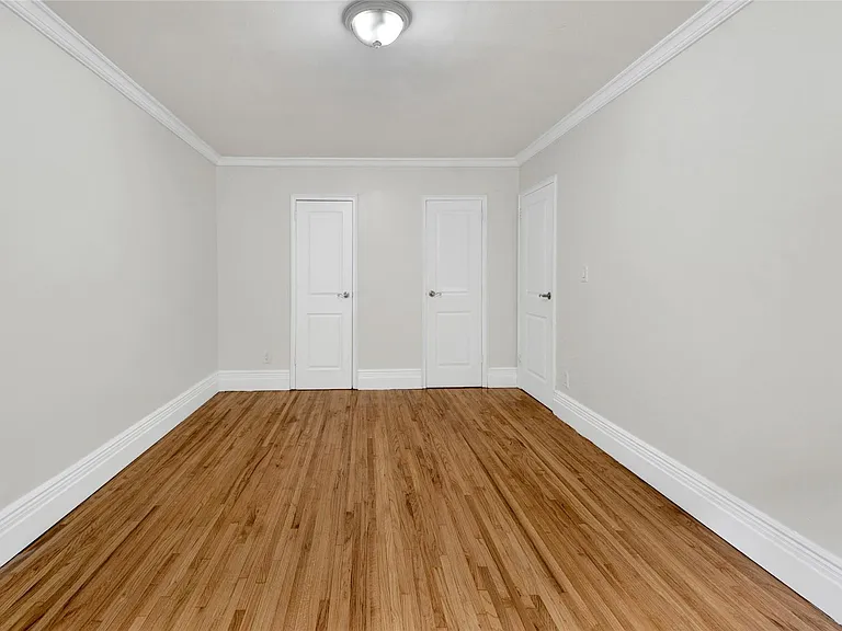 4392 Carpenter Ave #2 — Photo 21