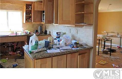 5th image of 5447 Churchward St