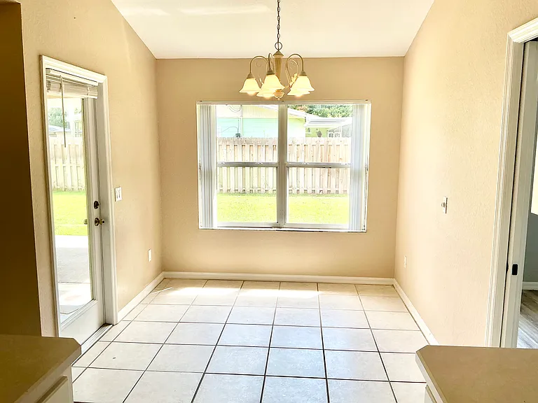 401 Harbour Lights Dr — Photo 40