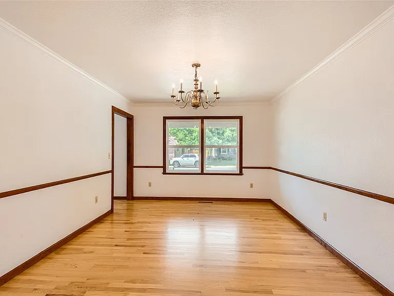 5218 McMurry Ave — Photo 8