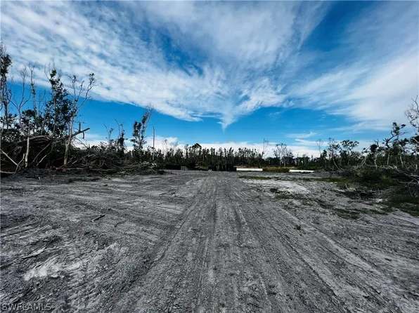 6326 Cedelia Rd, Bokeelia, FL 33922
