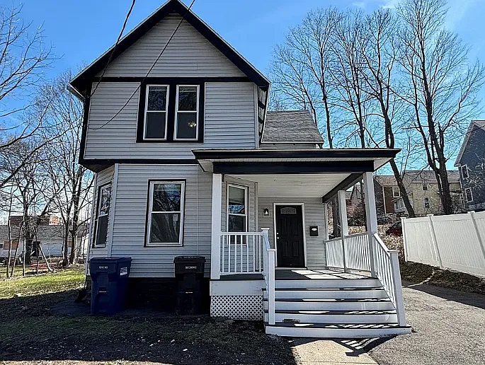 109 Westcott St #4-5
