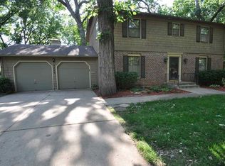 3449 SW Birchwood Dr, Topeka, KS 66614