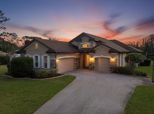 6658 Country Club Rd, Wesley Chapel, FL 33544