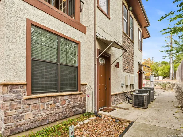 7342 Oak Manor #6202, San Antonio, TX 78229