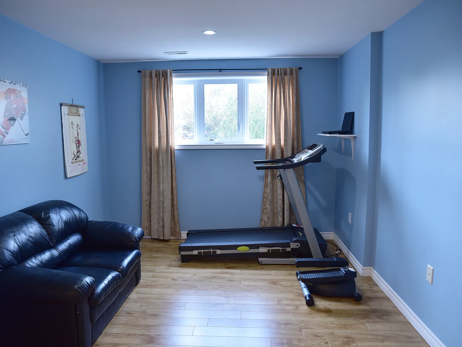 4 bed, 1200 sqft, $3,200 — Photo 4