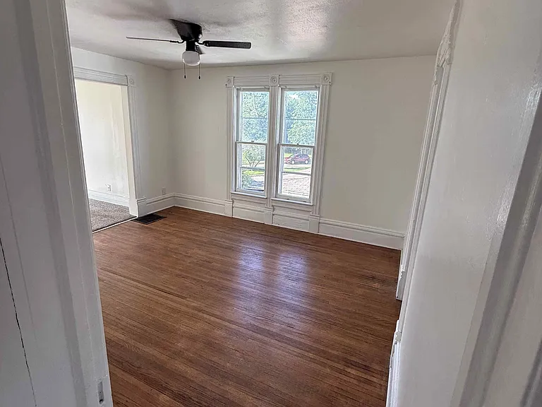 1021 Harlem Blvd #2 — Photo 12