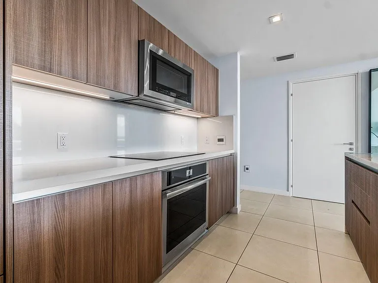 401 N Birch Rd #1001 — Photo 13