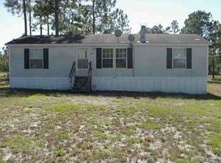 213 Castlebury Ln, Hubert, NC 28539