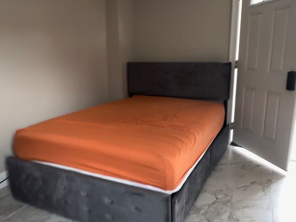 2nd image of 614 Minor St #2