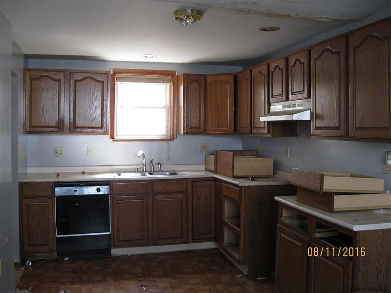 4th image of 40 HIGH Street