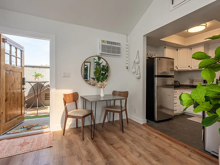 38 Buccaneer St #1/2 — Photo 11