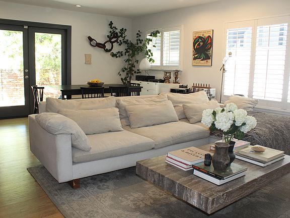 4th image of 3250 Cabrillo Blvd
