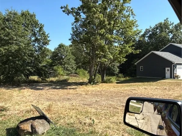 21 Eldon Ct, Columbiana, OH 44408