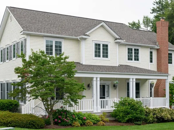 509 Mahoney Dr, Downingtown, PA 19335