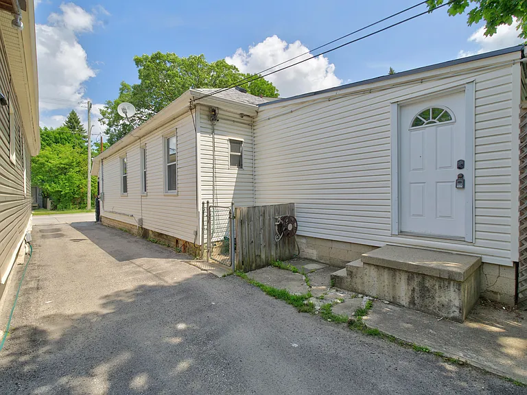 459 South St — Photo 29
