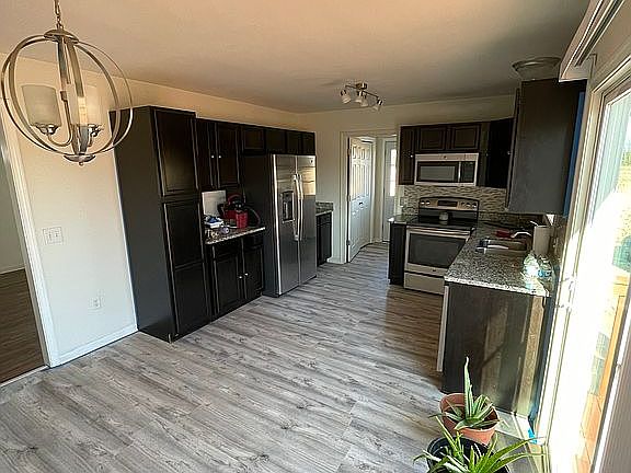 5th image of 34823 Sandyfield Dr