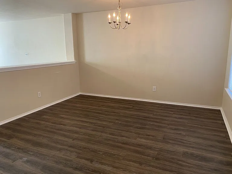 5123 Fountain Hl — Photo 15