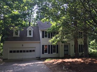 912 Stable Ridge Dr, Holly Springs, NC 27540