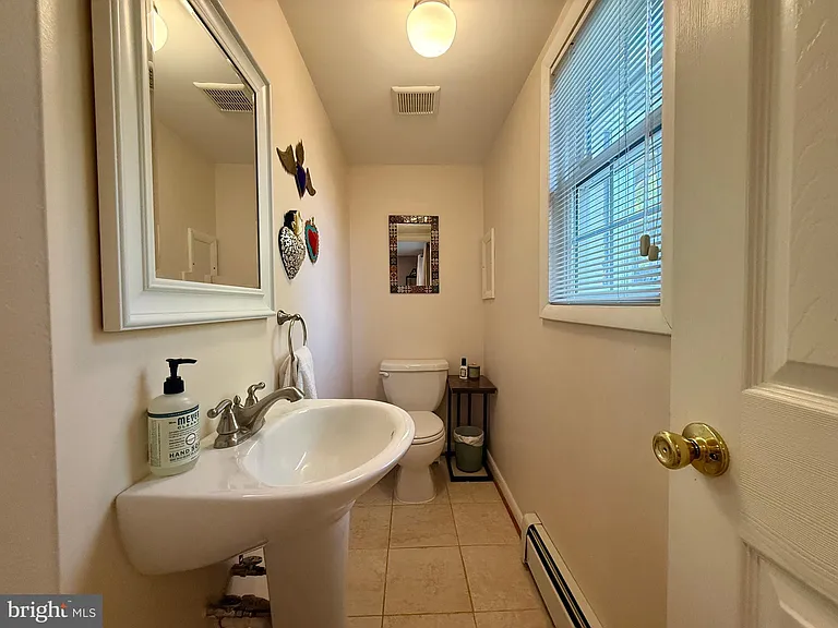 2223 Great Falls St — Photo 36