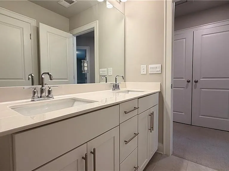 1012 Knoxboro Ln — Photo 31