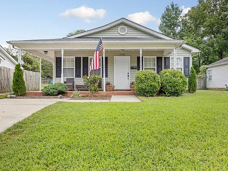 1702 Maribel Ave — Photo 14