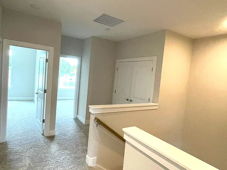 736 Kinzer Ave — Photo 10